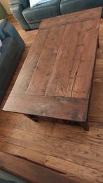 Antieke salontafel rond 18e eeuw robuste oude eiken planken, Huis en Inrichting, Tafels | Salontafels, Ophalen, Gebruikt, 50 tot 75 cm