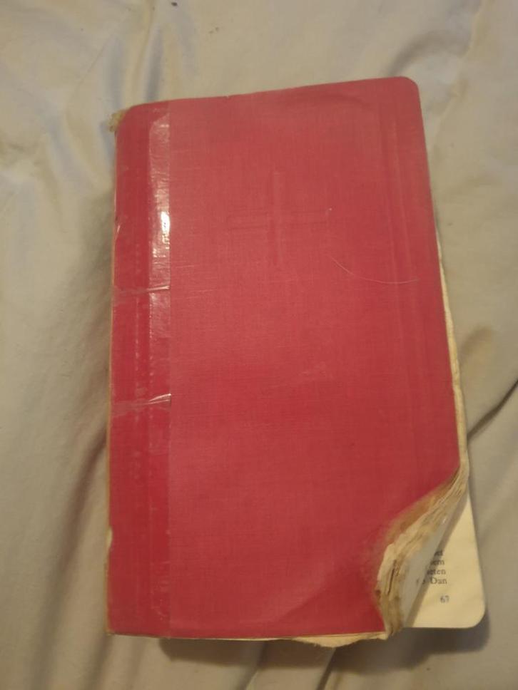 IK GEEF AL MIJN BIJLBELS WEG LEES VERDER DE BESCHRIJVING, Antiek en Kunst, Antiek | Boeken en Bijbels, Ophalen