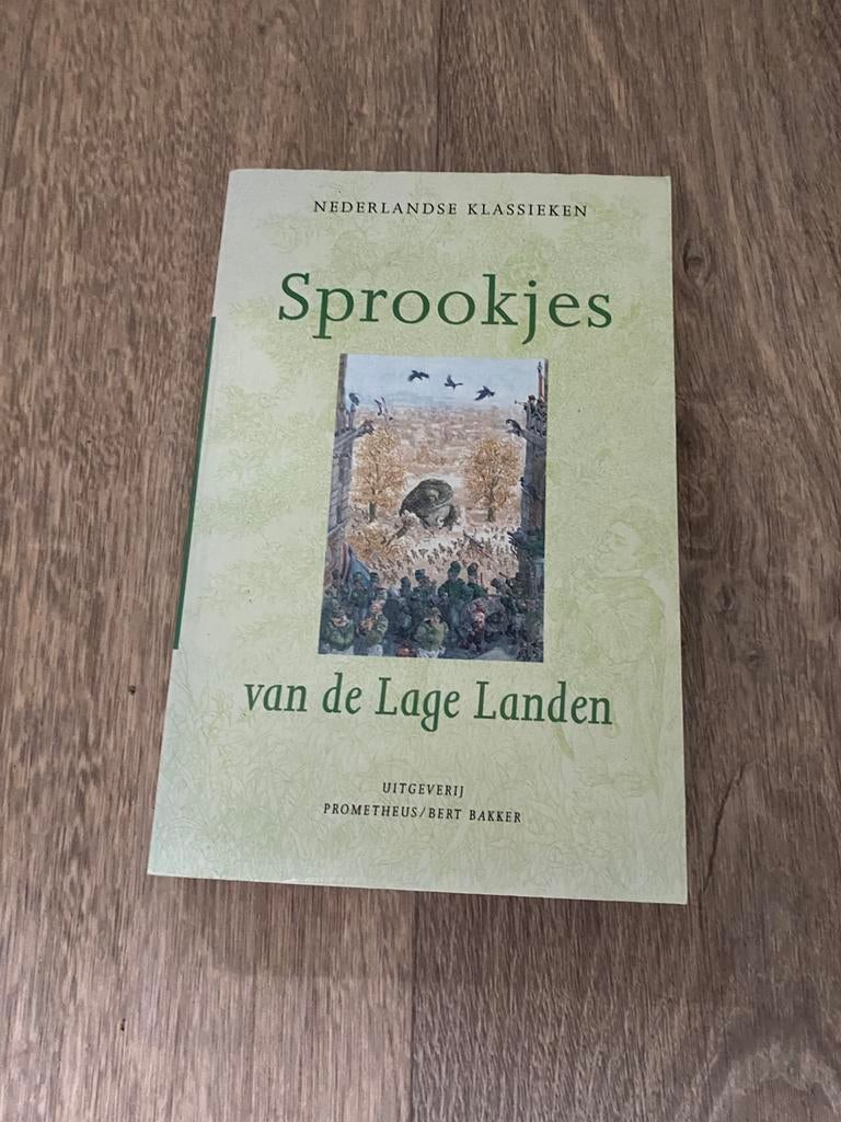 Sprookjes van de Lage Landen, Boeken, Ophalen of Verzenden, Zo goed als nieuw