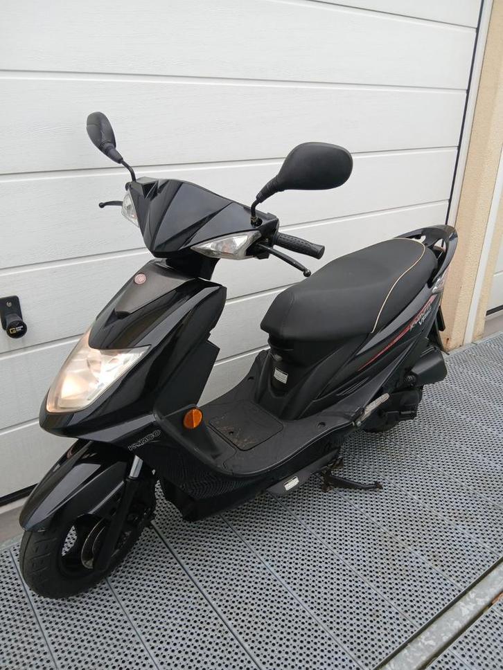 Kymco vp50 2de eigenaar snor scooter kymco agm zip gts, Fietsen en Brommers, Scooters | Kymco, Gebruikt, Agility, Benzine, Ophalen of Verzenden