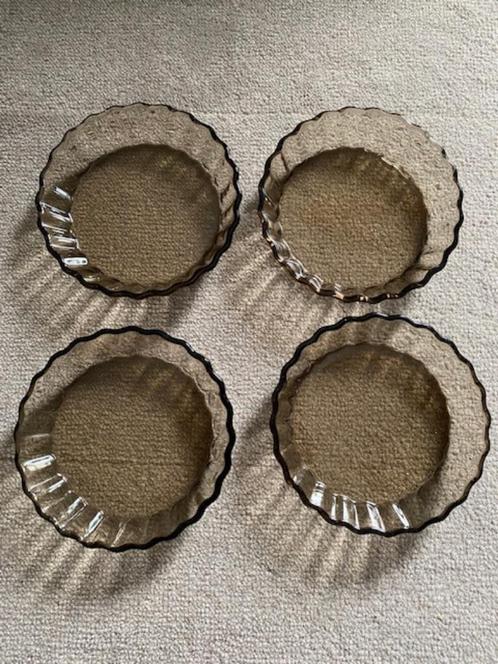 Arcopal France set van 4 vintage glazen schaaltjes, Huis en Inrichting, Keuken | Servies, Gebruikt, Schaal of Schalen, Overige stijlen