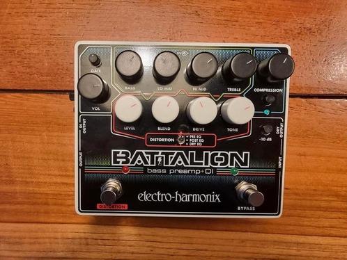 Electro Harmonics Battalion Bass Preamp Di, Muziek en Instrumenten, Effecten, Zo goed als nieuw, Equalizer, Compressor, Ophalen of Verzenden