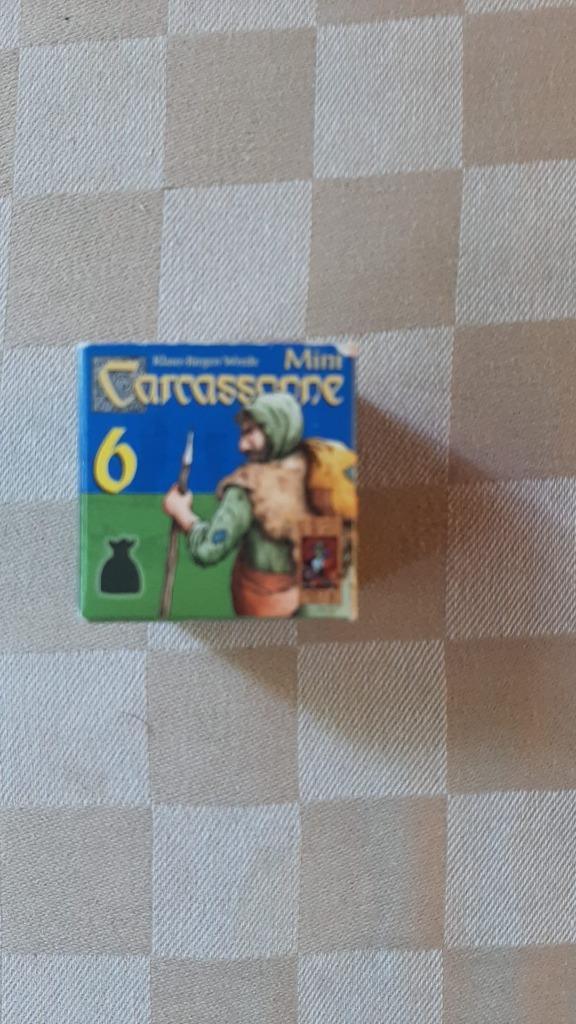 bordspel oude versie Carcassonne de Rovers van 999 games, Hobby en Vrije tijd, Gezelschapsspellen | Bordspellen, Nieuw, Een of twee spelers