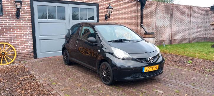 Toyota aygo, Auto diversen, Schadeauto's, Toyota, Handgeschakeld, Benzine, Zwart, Ophalen