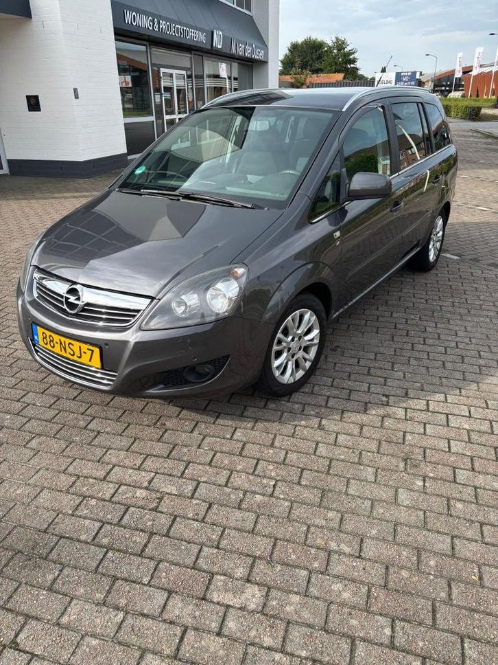 Opel Zafira 1.8 • 111-Years Edition • Zeer nette 7-zitter!, Auto's, Opel, Particulier, Zafira, ABS, Airbags, Airconditioning, Bluetooth
