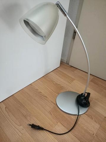 Vloerlamp  beschikbaar voor biedingen