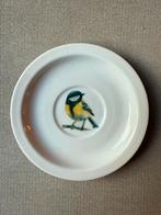Vintage gemerkt porseleinen bordje met vogel koolmees, Ophalen of Verzenden