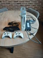 X BOX 360 + kinect, Ophalen, Gebruikt, Met 2 controllers, Met games