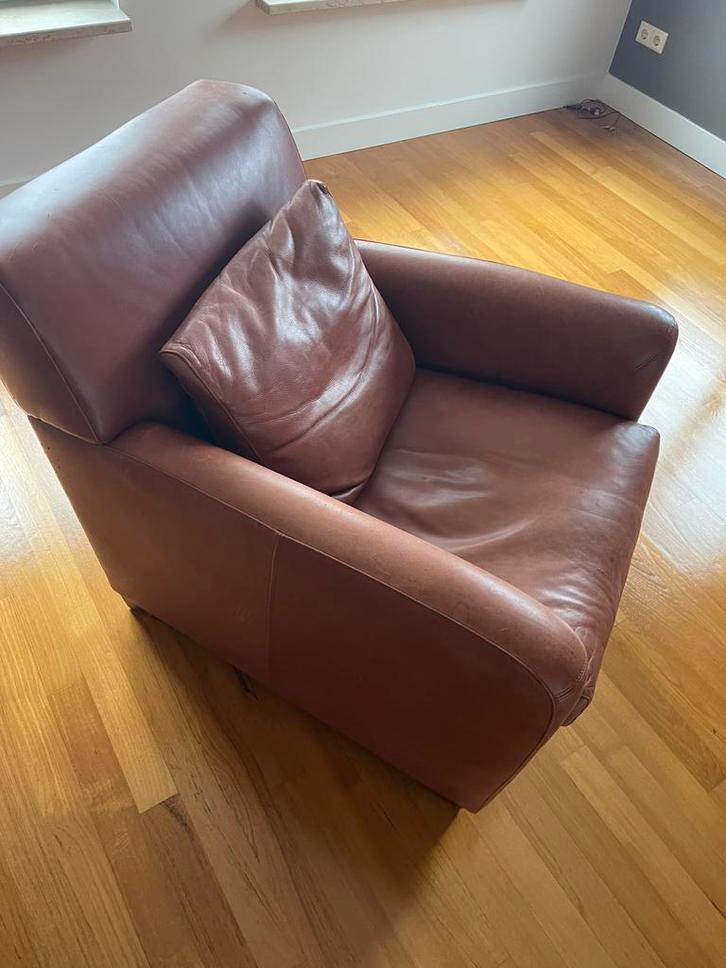 Leder fauteuil merk Linteloo, kleur bruin, Huis en Inrichting, Fauteuils, Zo goed als nieuw, 75 tot 100 cm, Ophalen