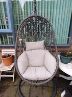 Hangstoel - Rotan look, Tuin en Terras, Ophalen, Zo goed als nieuw, Wicker, Stapelbaar
