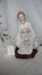 1120 Mooi beeld Maria en Kind van Limoges porselein, Ophalen of Verzenden, Zo goed als nieuw, Beeld(je), Christendom | Katholiek