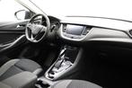 Opel Grandland X 1.6 Turbo 225pk Hybrid Innovation | Navigat, 228 pk, Stof, 4 cilinders, Zwart