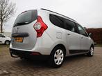 Dacia Lodgy 1.2 TCe Lauréate (Vol-Opties!) 1e eigenaar, Auto's, Voorwielaandrijving, Euro 5, USB, Gebruikt