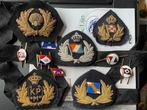 petembleem pet emblemen koopvaardij KPM VNS Shell KJCPL etc, Verzamelen, Scheepvaart, Verzenden, Gebruikt, Gebruiksvoorwerp