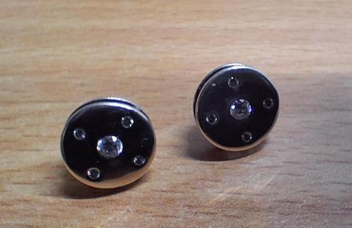 Twee sierlijke zilveren oorstekers , nieuw, niet gedragen, Sieraden, Tassen en Uiterlijk, Oorbellen, Nieuw, Knopjes of Stekers