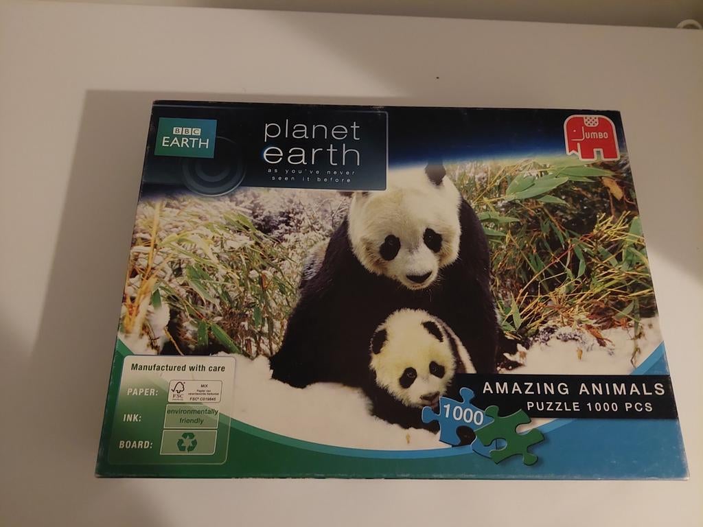 Planet earth puzzel compleet 1000, Hobby en Vrije tijd, Denksport en Puzzels, Ophalen of Verzenden, 500 t/m 1500 stukjes, Zo goed als nieuw