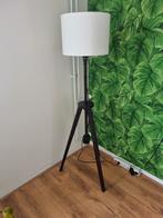 Staande lamp, Huis en Inrichting, Lampen | Vloerlampen, Ophalen, Zo goed als nieuw, Hout