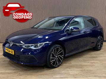 Volkswagen Golf 1.5 eTSI R-Line|LED|Automaat|Sfeerverlichtin beschikbaar voor biedingen