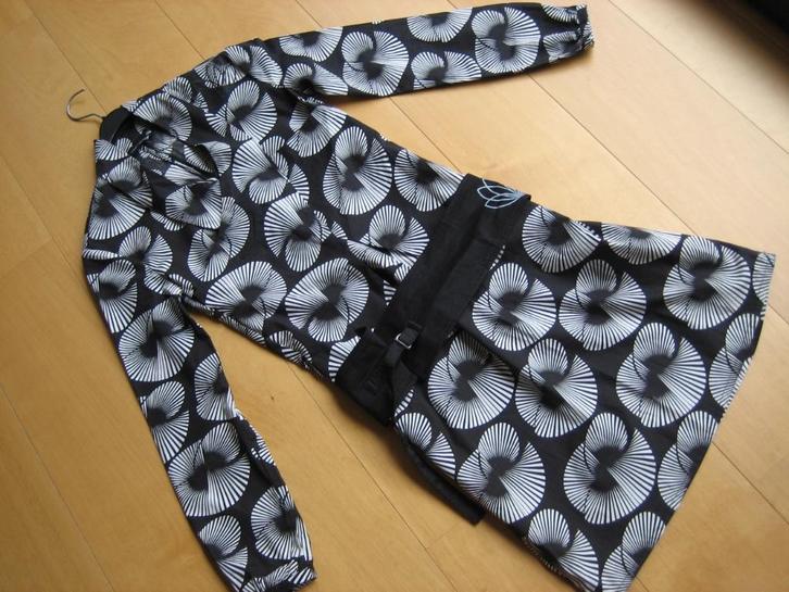 Bijzonder mooie zwart-wit Designjurk HOOKAHEY 34 snazzeys, Kleding | Dames, Jurken, Nieuw, Maat 34 (XS) of kleiner, Zwart, Onder de knie