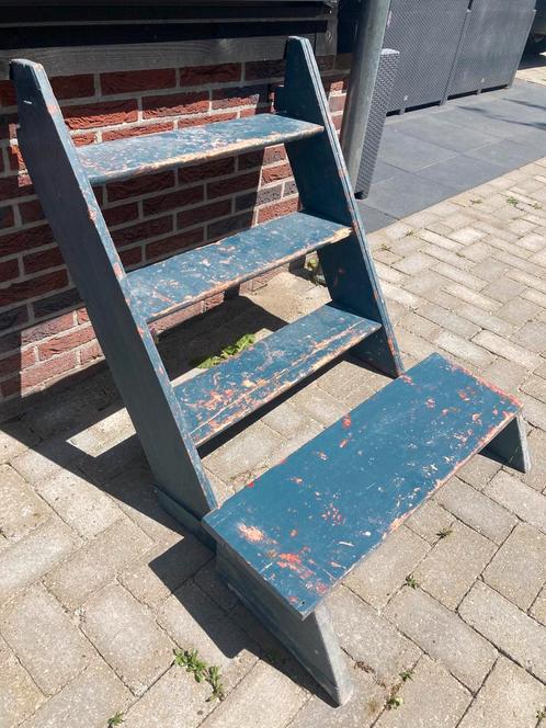 Antieke bedstee trap – 2 stuks, Doe-het-zelf en Verbouw, Ladders en Trappen, Gebruikt, Minder dan 2 meter, Ophalen