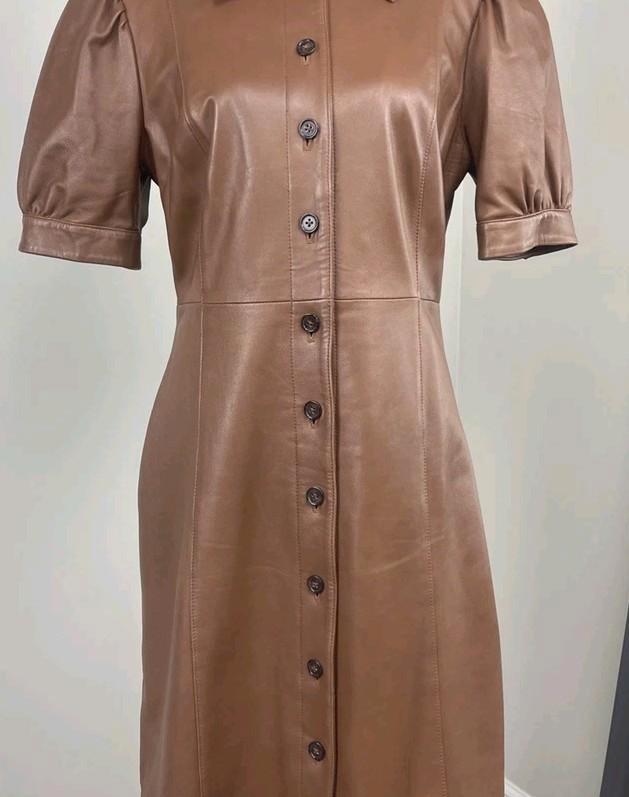 Leren Vintage Bruine Prachtige Jurk maat M, Kleding | Dames, Jurken, Zo goed als nieuw, Maat 38/40 (M), Bruin, Onder de knie, Verzenden