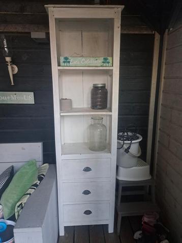 Leuke kast! GRATIS