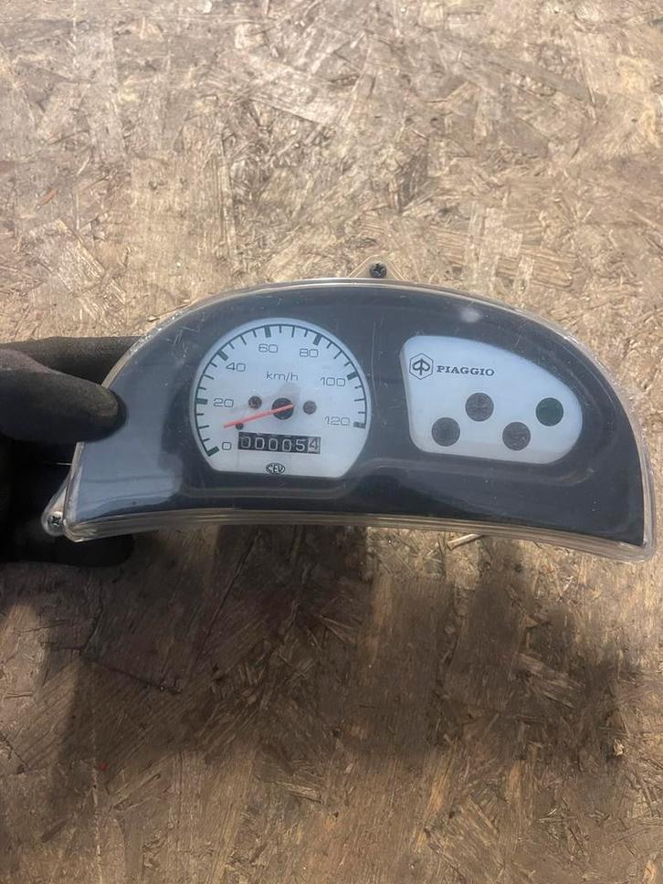 Zip sp98 teller 5km gelopen sp 98 dashboard cockpit, Motoren, Tuning en Styling, Ophalen of Verzenden