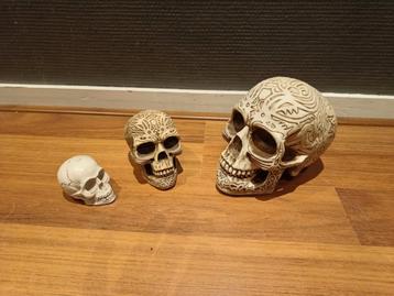 3 x doodshoofd beeldjes beschikbaar voor biedingen