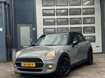Mini Mini 1.5 Cooper Business Edition | Clima | Navi | 5-DRS, Gebruikt, Euro 6, Origineel Nederlands, 19 km/l