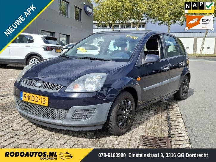 Ford Fiesta 1.3-8V Ambiente 5-Drs Airco Nieuwe APK, Auto's, Ford, Bedrijf, Fiësta, ABS, Airbags, Airconditioning, Centrale vergrendeling