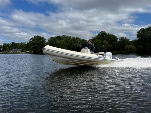 Te Koop Novurania 550 DL, Watersport en Boten, Speedboten, Nieuw, 3 tot 6 meter, Benzine, Polyester, Buitenboordmotor, Ophalen