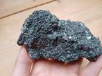 Granaat in biotiet, Ophalen of Verzenden, Mineraal