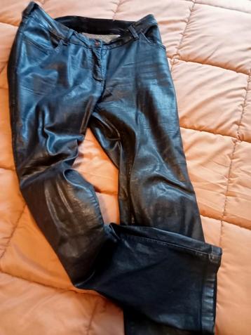 Mooie zwarte broek dames maat 44  beschikbaar voor biedingen