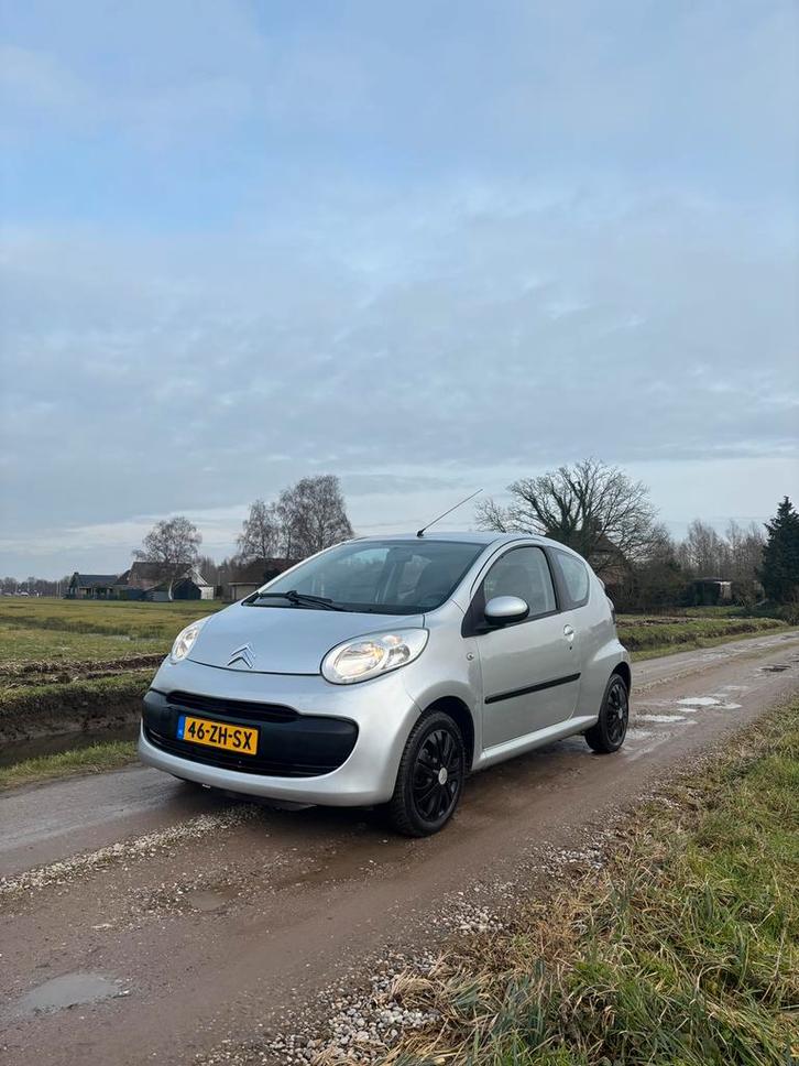 Citroën C1 1.0 3-DRS 2008 Grijs nwe apk, Auto's, Citroën, Bedrijf, C1, ABS, Airbags, Elektrische ramen, Metallic lak, Radio, Traction-control