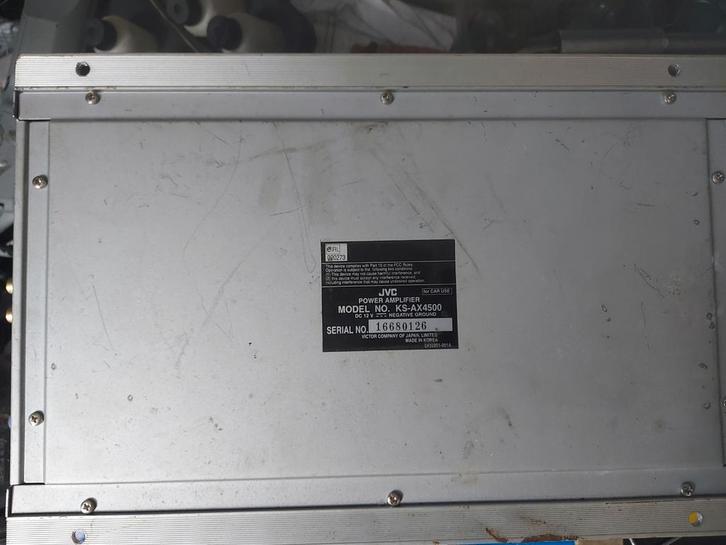 VersterkerJVC KS-AX4500, Auto diversen, Autospeakers, Zo goed als nieuw, Ophalen of Verzenden