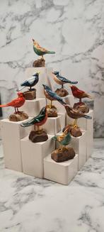 Vintage handbeschilderde houten vogeltjes, vogel, etagere, Verzamelen, Dierenverzamelingen, Vogel, Ophalen of Verzenden