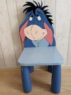 Winnie de pooh en ioor stoeltjes, Kinderen en Baby's, Kinderkamer | Tafels en Stoelen, Ophalen, Gebruikt, Stoel(en)