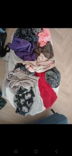 12 sjaals, Kleding | Dames, Mutsen, Sjaals en Handschoenen, Ophalen of Verzenden, Gedragen, Maat 46/48 (XL) of groter, Sjaal