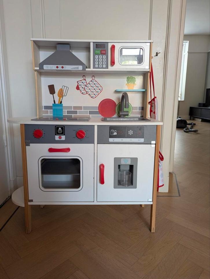 Speelkeukenthe met licht en geluid, Kinderen en Baby's, Speelgoed | Speelkeukens, Zo goed als nieuw, Speelkeuken, Hout, Ophalen