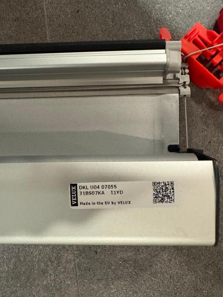 Velux Verduisterend rolgordijn, Huis en Inrichting, Stoffering | Gordijnen en Lamellen, Nieuw, Minder dan 100 cm, 50 tot 100 cm