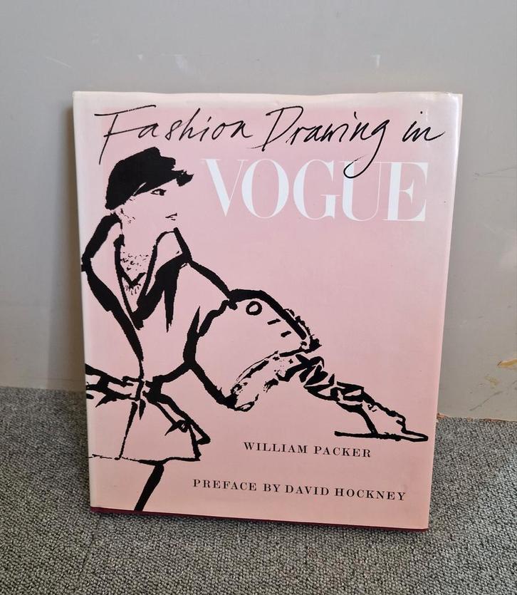 Fashion Drawing in Vogue - Hardcover, Boeken, Mode, Gelezen, Mode algemeen, Ophalen of Verzenden