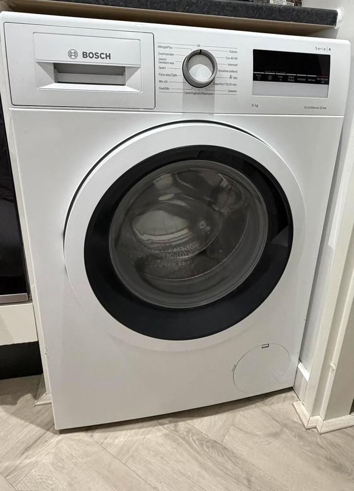 Bosch wasmachine serie 4, Witgoed en Apparatuur, Wasmachines, Zo goed als nieuw, Voorlader, 1200 tot 1600 toeren, Ophalen of Verzenden
