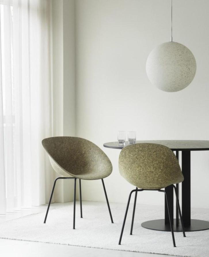 Normann Copenhagen MAT eetkamerstoel, Huis en Inrichting, Stoelen, Zo goed als nieuw, Eén, Overige materialen, Overige kleuren