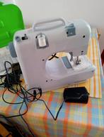 Compacte moderne Naaimachine - Ideaal voor hobbyisten!, Hobby en Vrije tijd, Ophalen of Verzenden, Zo goed als nieuw, Naaimachine
