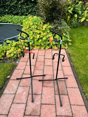 2x Fietsstandaard MTB/Racefiets beschikbaar voor biedingen