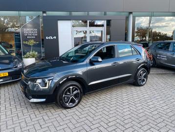 Kia Niro 1.6 GDi Hybrid DynamicLine Navi+Camera // PDC v+a / beschikbaar voor biedingen