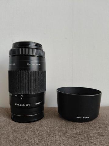 Sony Camera Lens SAL 75-300mm F/4.5-5.6 + SH0007 Zonnekap  beschikbaar voor biedingen