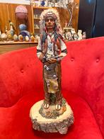 Indianen beeld,polystereen,hoogte 43 cm ,doorsnee 12 cm, Verzamelen, Ophalen of Verzenden, Zo goed als nieuw
