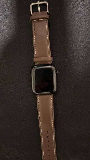Apple watch SE 2022 40mm beschikbaar voor biedingen