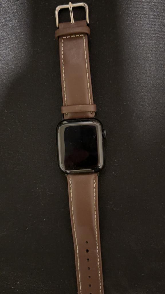 Apple watch SE 2022 40mm, Sieraden, Tassen en Uiterlijk, Smartwatches, Zo goed als nieuw, iOS, Zwart, Ophalen of Verzenden